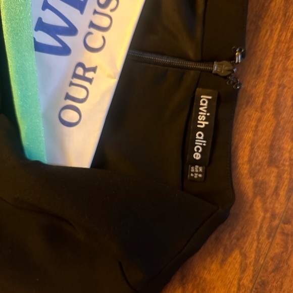 LAVISH ALICE
Asymmetric Ruched Midi Dress - Picture 5 of 7